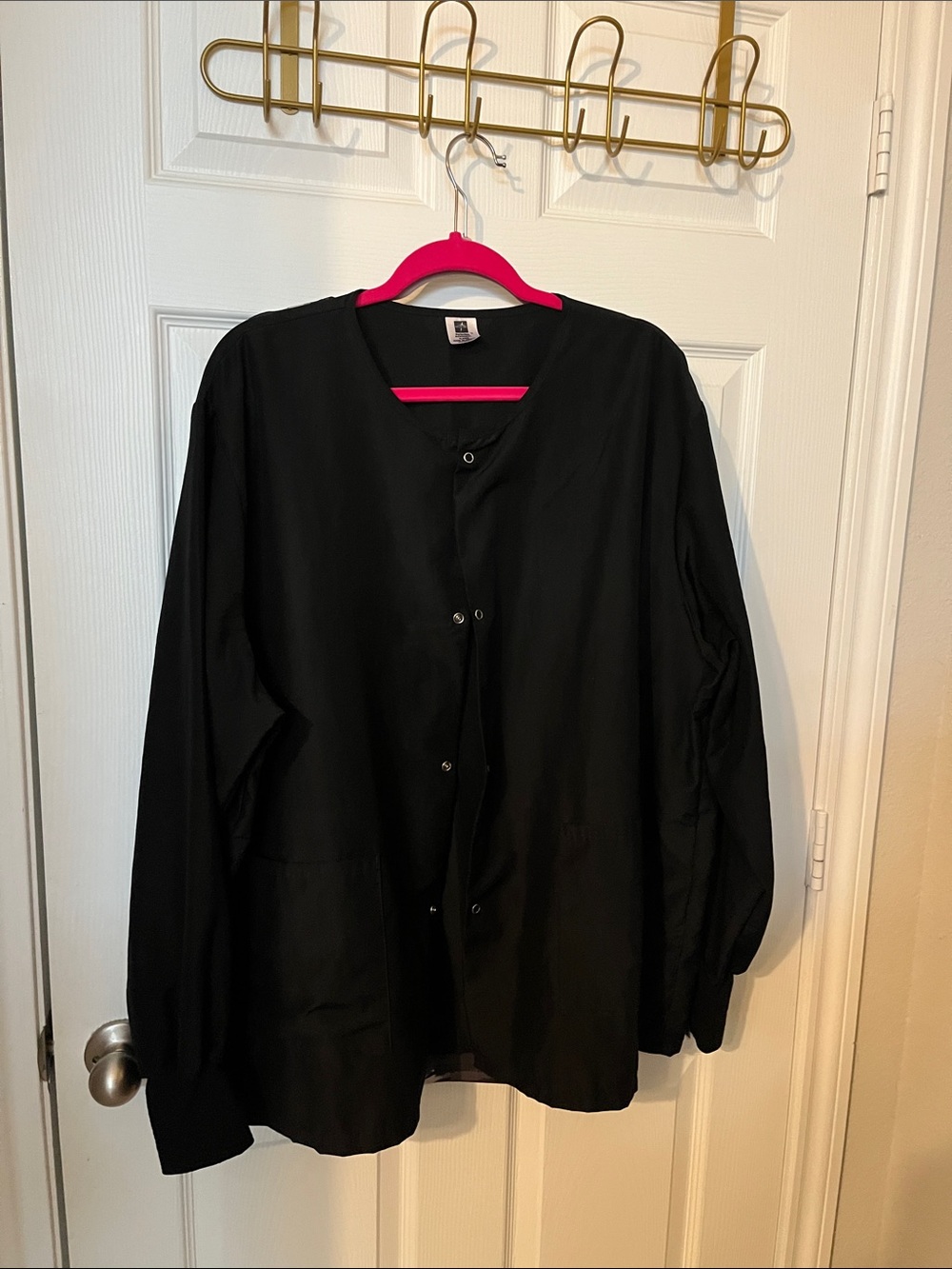 Women’s Black Scrub Snap-Front Jacket